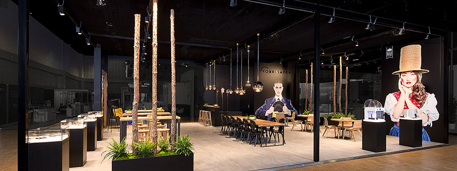 Neues Messekonzept „Black Forest“ Forestadent - Tina Aßmann Neues Messekonzept „Black Forest“ Forestadent - Tina Aßmann