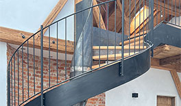 Ausbau einer Scheune und eines Kuhstalles zu Wohnungen - Tina Aßmann