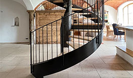 Ausbau einer Scheune und eines Kuhstalles zu Wohnungen - Tina Aßmann